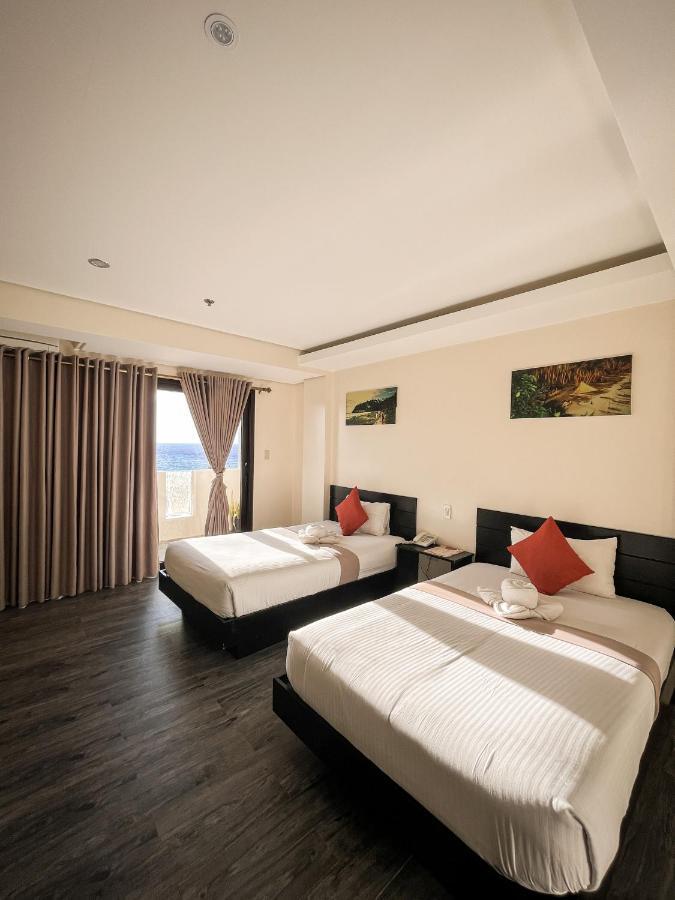 Navarro Hotel Caticlan Extérieur photo